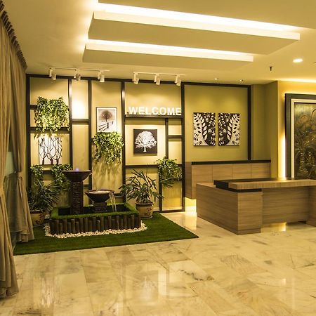 Hotel Anika Keluang Ngoại thất bức ảnh