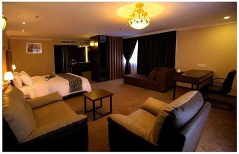 Hotel Anika Keluang Ngoại thất bức ảnh