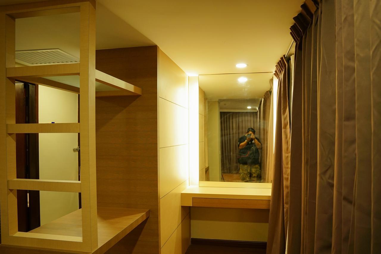 Hotel Anika Keluang Ngoại thất bức ảnh