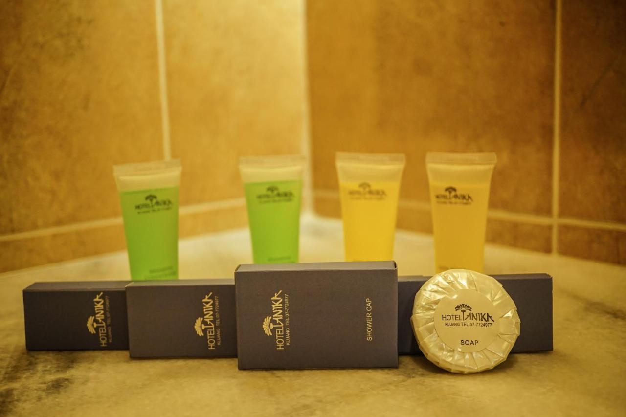 Hotel Anika Keluang Phòng bức ảnh